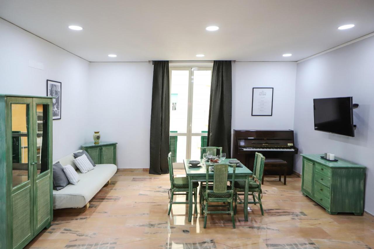 Modern Apartment At Piazza Del Gesu' By Wonderful Italy Napoli Ngoại thất bức ảnh