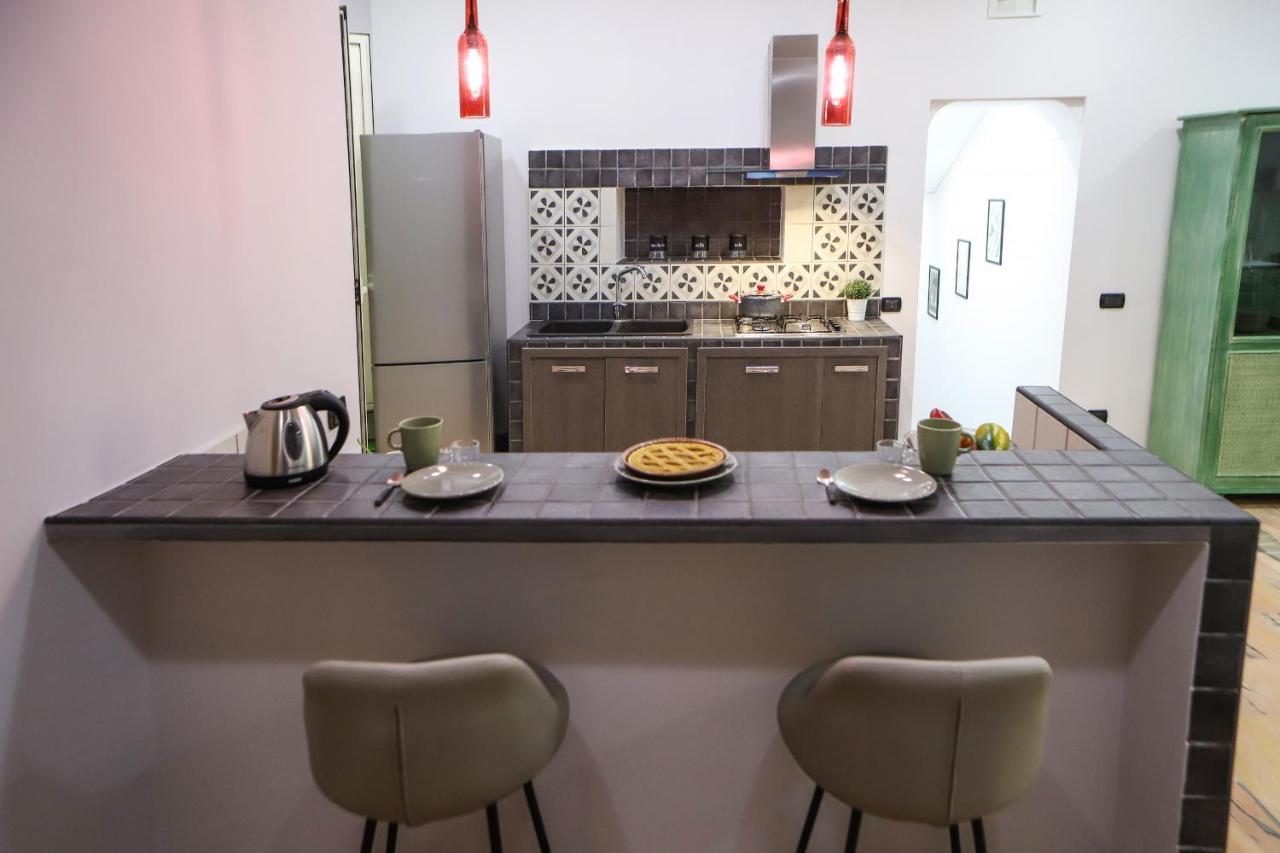 Modern Apartment At Piazza Del Gesu' By Wonderful Italy Napoli Ngoại thất bức ảnh