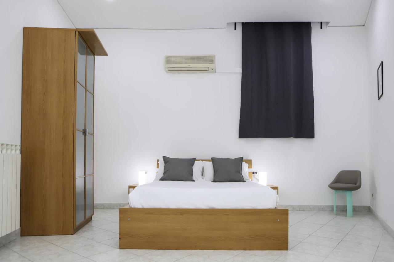 Modern Apartment At Piazza Del Gesu' By Wonderful Italy Napoli Ngoại thất bức ảnh